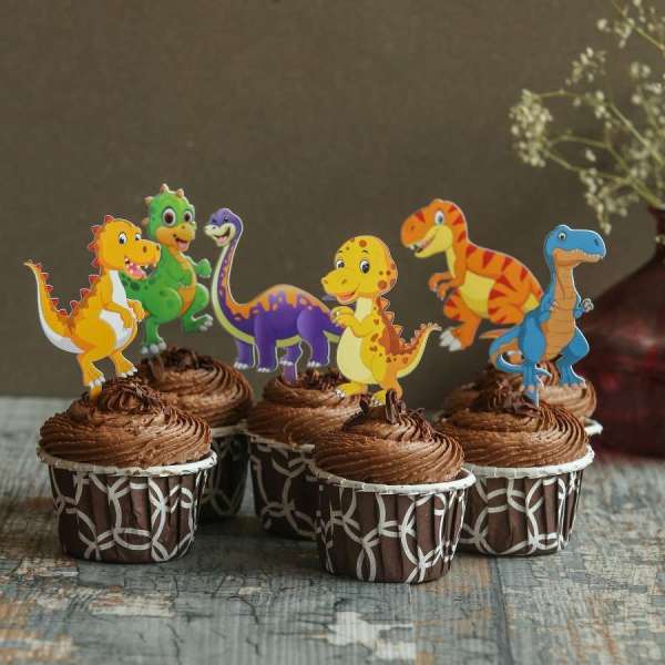 Chocolate Cupcakes with Topper Eggless