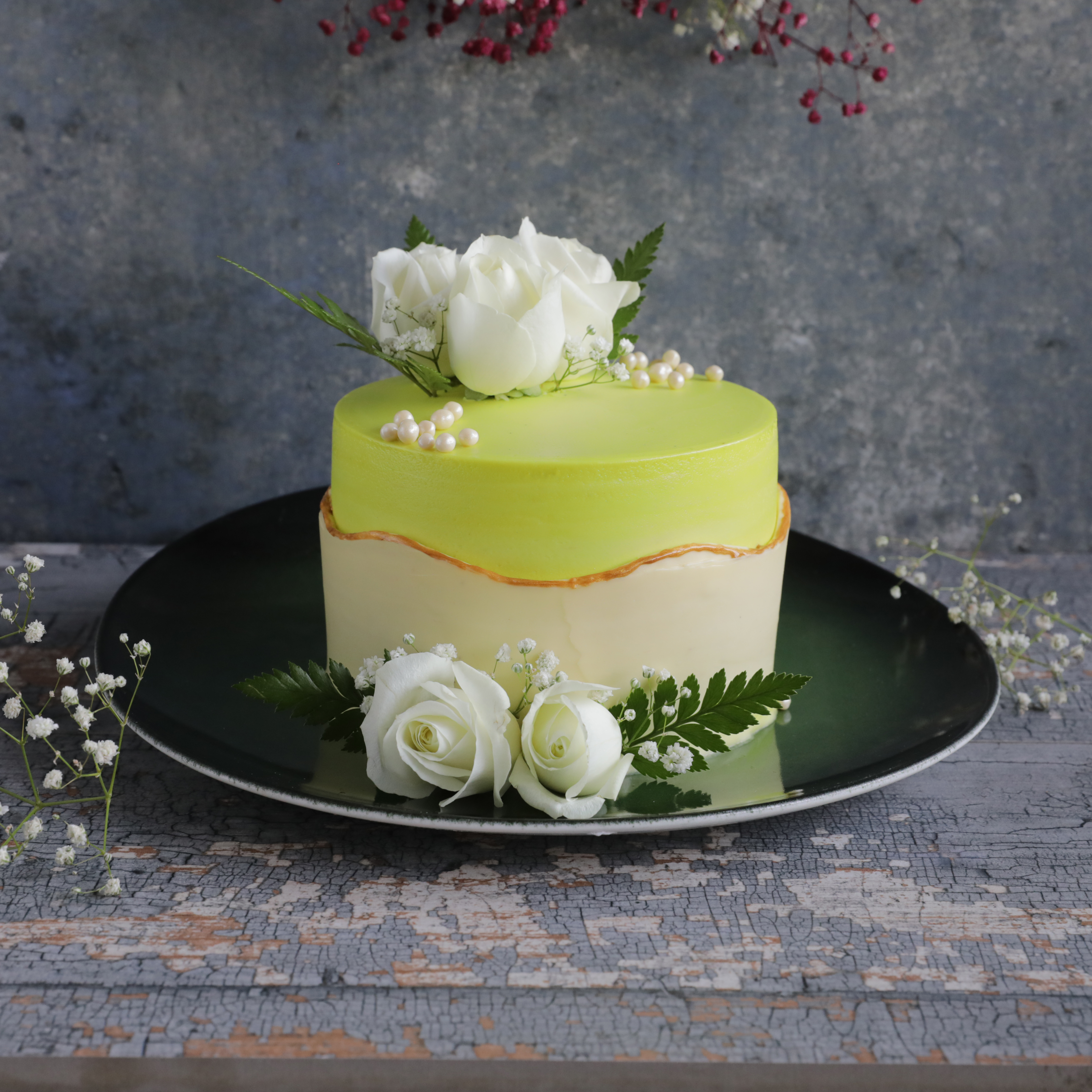 Order Green Rosette Cake Online From Cakey Bakey Bhubaneswarbhubaneswar