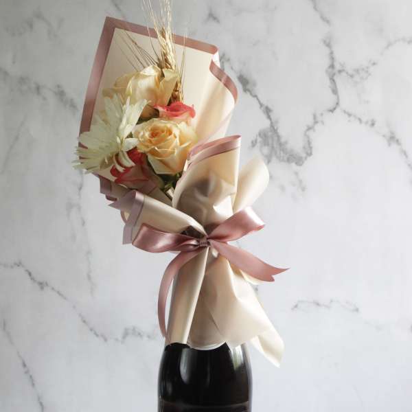 Petal Flower With Champagne (Non-Alcoholic)
