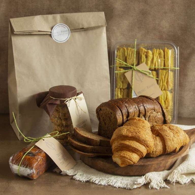 Multigrain Bread , Date Walnut Cake, Multigrain Cookies , Methi Khari , Cheese Paprika Croissants(2pcs)