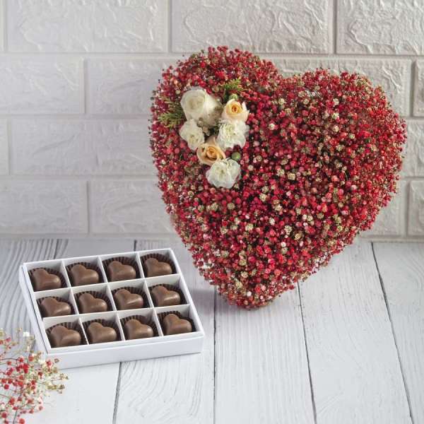Red Heart Shape Arrange With Box Of 12 Chocolate Pralines